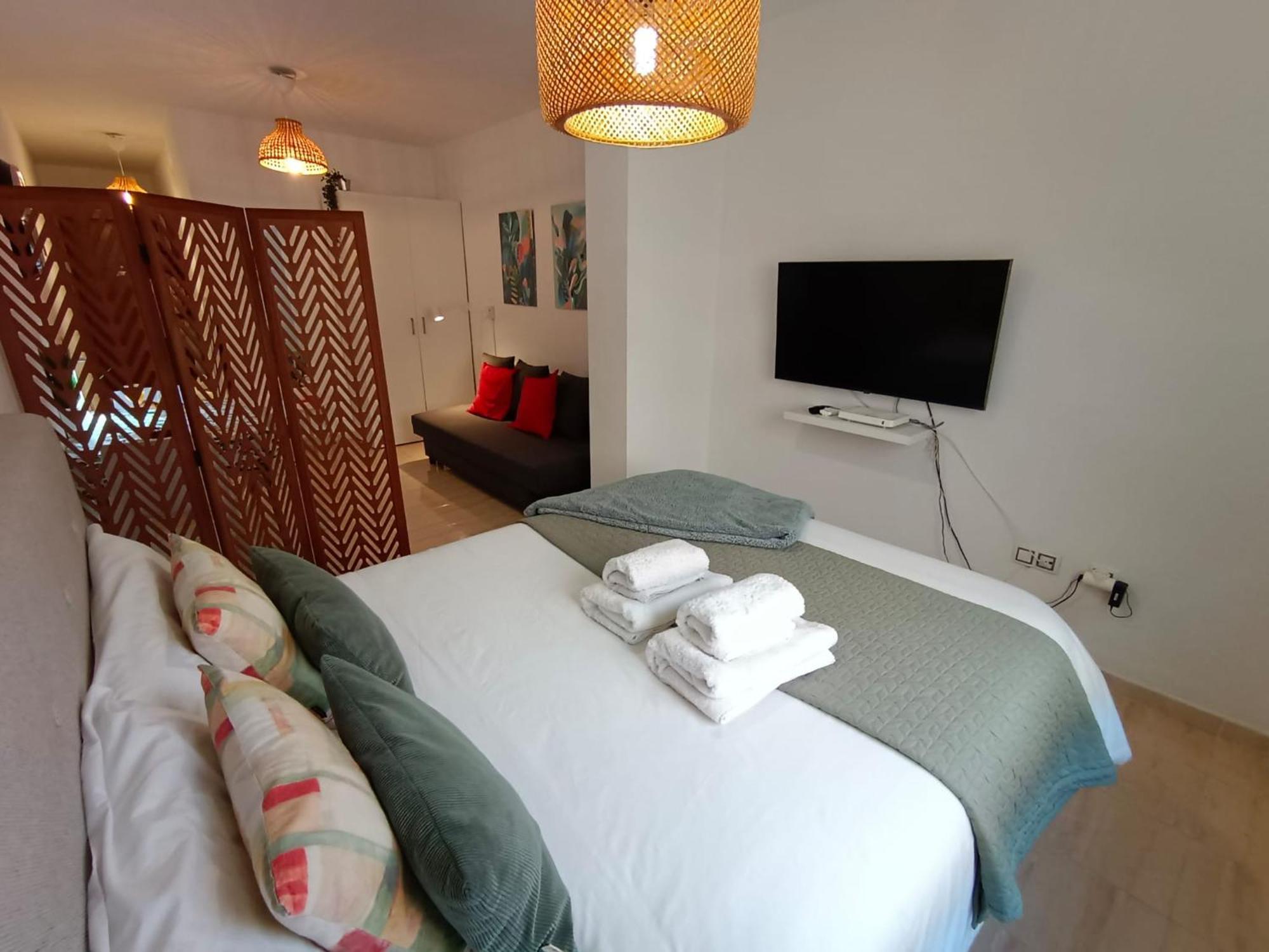 Monisimo Apartamento En Centro Historico De Malaga Con Parking Apartment Exterior photo